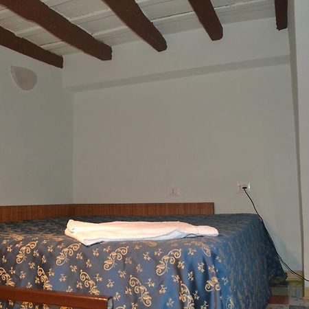 רומא Suites Imperiali Guest House מראה חיצוני תמונה